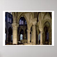View of the columns and vaulting in the ambulatory
