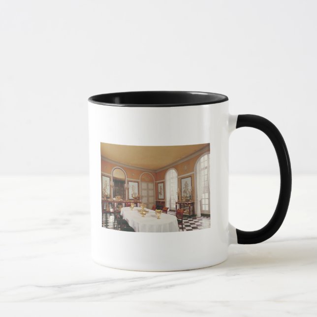 View of the dining room mug (Right)