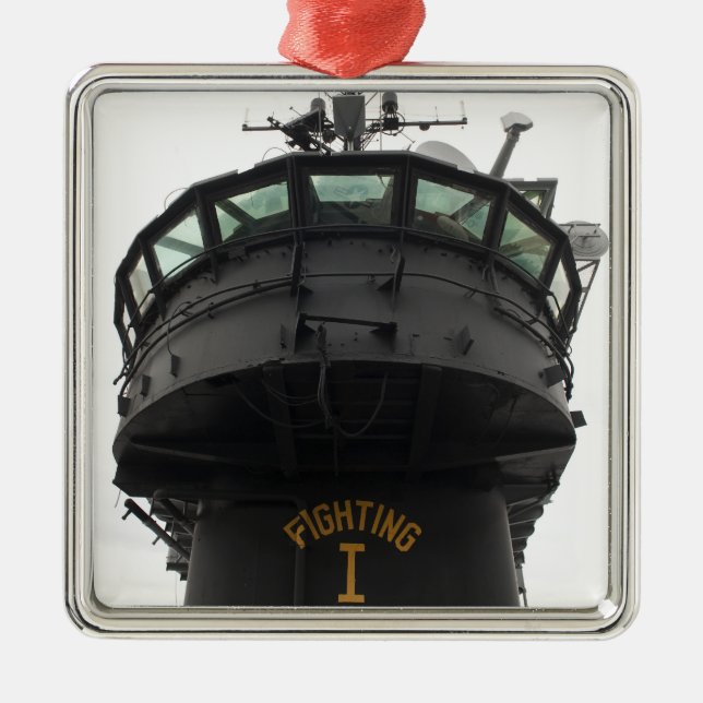 View of the front section of the superstructure metal tree decoration (Front)