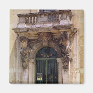 View of the museum entrance magnet