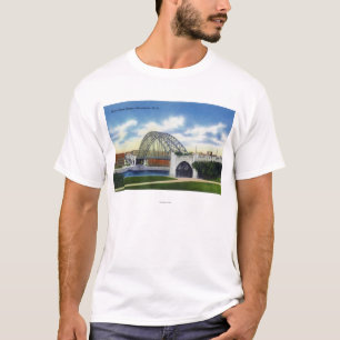 View of the Notre Dame Bridge T-Shirt