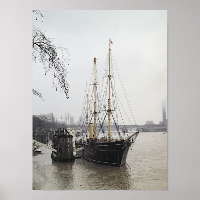 View of the River Thames with RRS Discovery Poster (Front)
