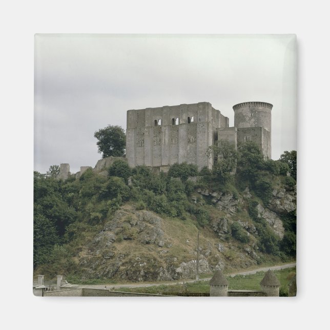 View of the Tour de Talbot and keep of the Magnet (Front)