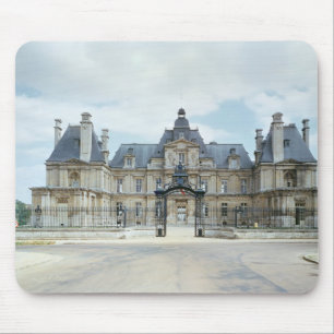 View of the West facade of Chateau de Maisons Mouse Mat