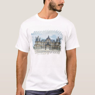 View of the West facade of Chateau de Maisons T-Shirt
