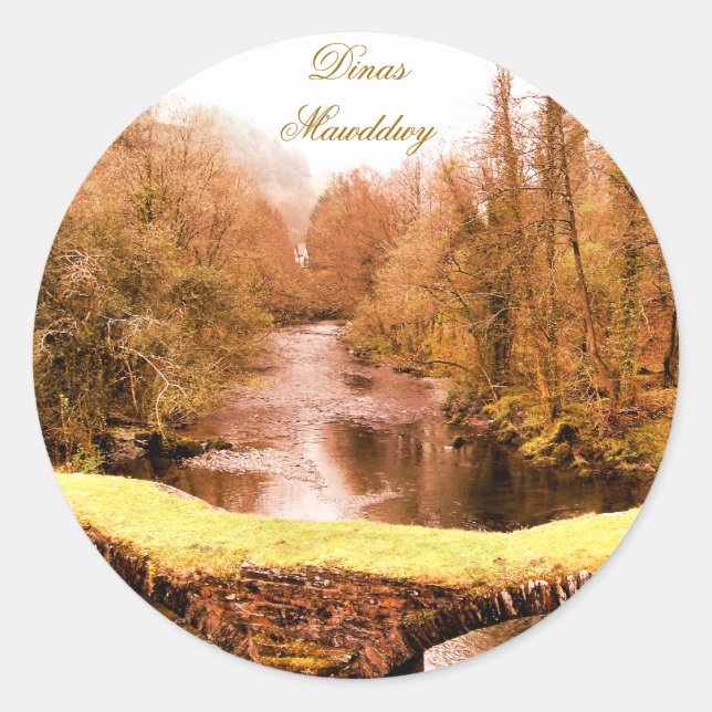 VIEWS OF WALES CLASSIC ROUND STICKER (Front)