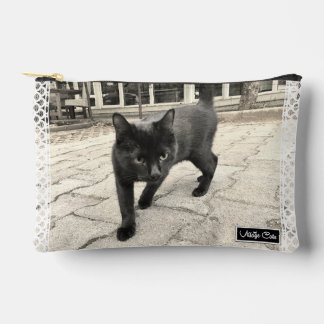 Village Cats Essential Pouch - Gabbie