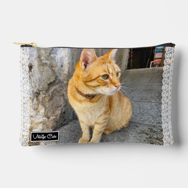 Village Cats Essential Pouch - Manie (Front)