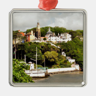 VILLAGES OF WALES METAL TREE DECORATION