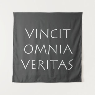 Vincit omnia veritas tapestry