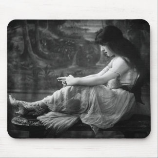 Vintage 1913 Evelyn Nesbit Mouse Mat