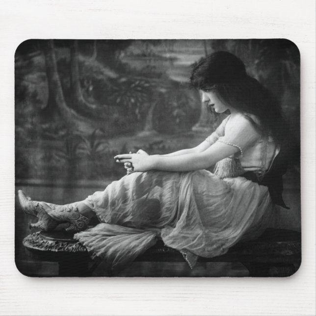 Vintage 1913 Evelyn Nesbit Mouse Mat (Front)