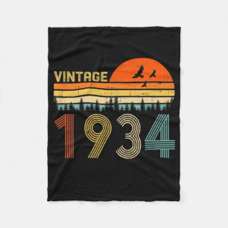 Vintage 1934 88th Birthday Gift Men Women 88 Fleece Blanket