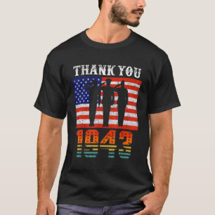 Vintage 1943 79 Years Old Flag American 79th Birt T-Shirt