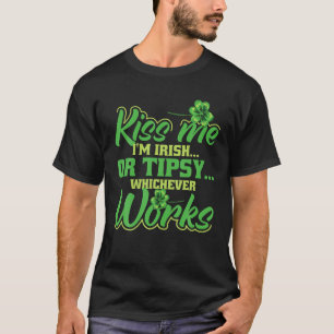 Vintage 1952 I'm Not Old I'm Classic Retro Sunset T-Shirt