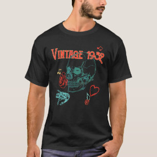 Vintage 1952 Skull Rose Heart Birthday Mum 70th Gr T-Shirt