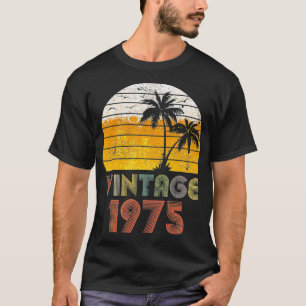 Vintage 1975 Drinking Beer  44th Birthday Gift T-Shirt