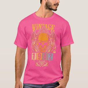 Vintage 1982 Birthday Retro Gothic Skull Skeleton  T-Shirt
