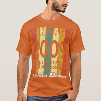 Vintage 2009 13 Years of Being Awesome 13th Birthd T-Shirt