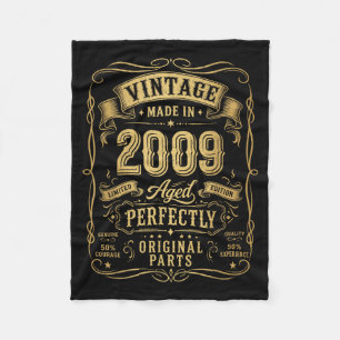 Vintage 2009 Funny 17 Year Old Gift Boys Girls Fleece Blanket