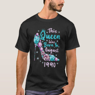 Vintage 32th Birthday This Queen Was Born In Augus T-Shirt