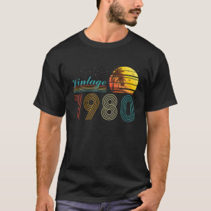 Vintage 40Th Birthday Retro For Men Women Classic T-Shirt