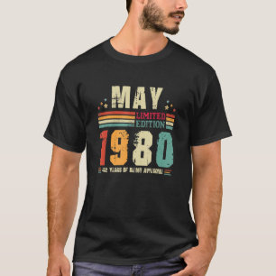 Vintage 42 Years Old Retro Birthday Awesome Since T-Shirt