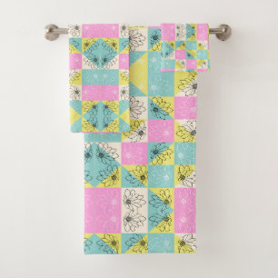 Vintage 70s Chequerboard Spring Flowers Pattern Bath Towel Set