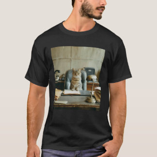 Vintage 70s Sunglasses Office Cat at Desk Work Pho T-Shirt
