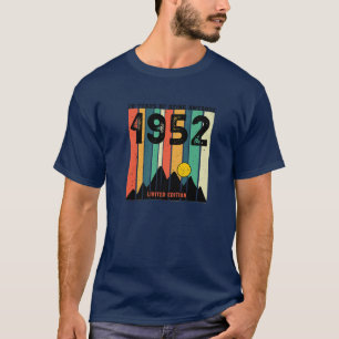Vintage 70Th Birthday T 1952 70 Years Awesome Birt T-Shirt