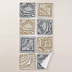vintage abstract seamless doodle pattern. Black an Bath Towel
