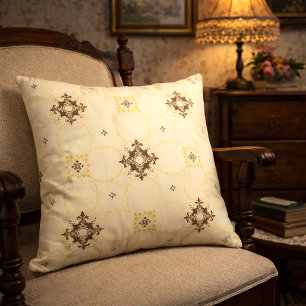 Vintage Alternating Medallions Pattern Cushion