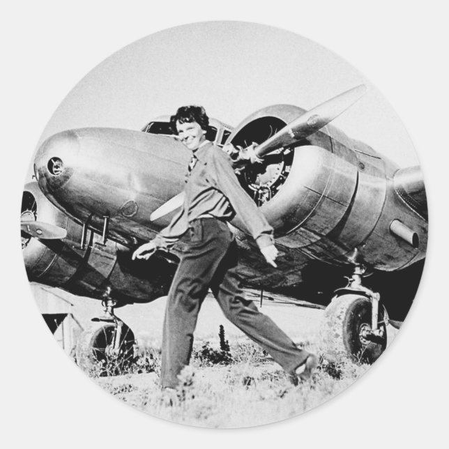 Vintage Amelia Earhart  Photo Classic Round Sticker (Front)