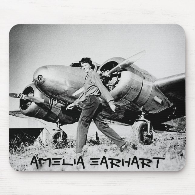 Vintage Amelia Earhart  Photo Mouse Mat (Front)