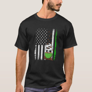 Vintage American Flag Coffee St. Patricks Day Men T-Shirt