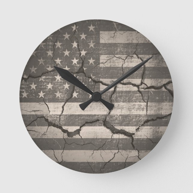 Vintage American Flag Cracked Round Clock (Front)