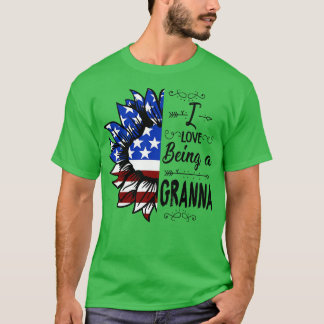 Vintage American Flag I Love Being A Granna Happy  T-Shirt