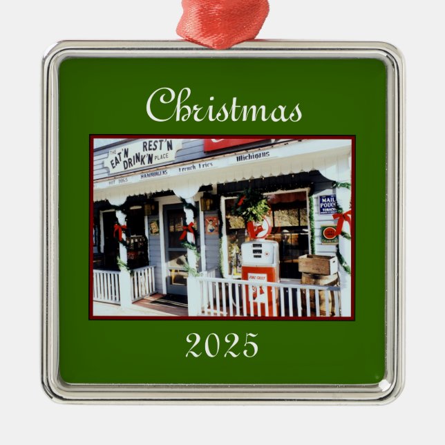 'Vintage Americana Christmas' 2025 Ornament (Front)