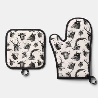 Vintage Animals Kosher Carnivore Cloven Hoofed Oven Mitt & Pot Holder Set