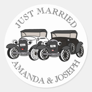 Vintage Antique Car Just Married Classic Round Sticker