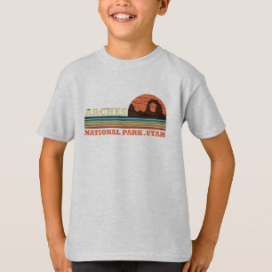 Vintage Arches National Park Moab Utah T-Shirt