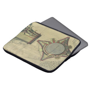 Vintage Architecture, Decorative Capital Crown Laptop Sleeve