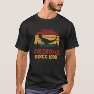 Vintage Awesome Since 1982 40 Years Old T Rex 40Th T-Shirt