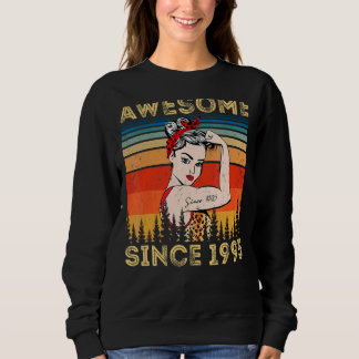 Vintage Awesome Since 1995 Birthday Leopard Woman  Sweatshirt
