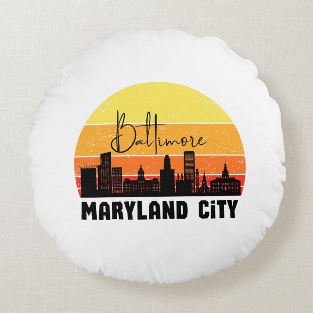 Vintage Baltimore Skyline Round Cushion (Front)