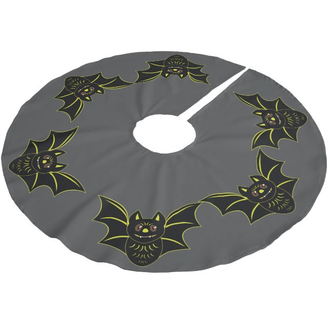 Vintage Bat Brushed Polyester Tree Skirt (Angled)