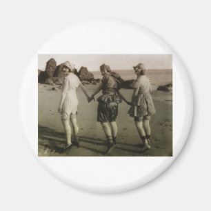 Vintage Bathing Beauties Magnet