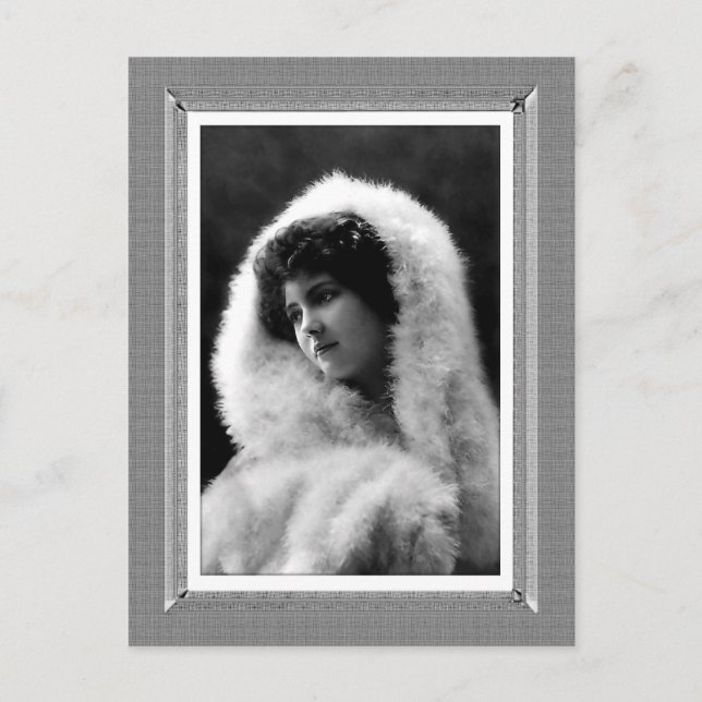 Vintage Beauty - Gentle Beauty - in black & white Postcard (Front)