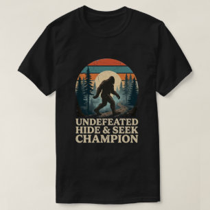 Vintage Bigfoot Mountain Hiking day  T-Shirt