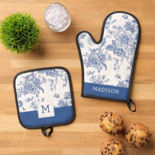 Vintage Blue Rose Floral Pattern Oven Mitt & Pot Holder Set